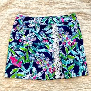 Fun LILLY PULITZER Luxletic Skirt, EUC, Size 14